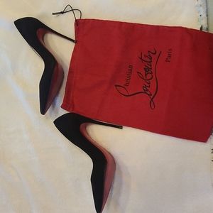 Authentic Christian Louboutin black suade 4.5 inch heels 👠 ♥